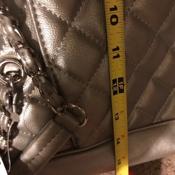 Purse - Picture 7 of 8